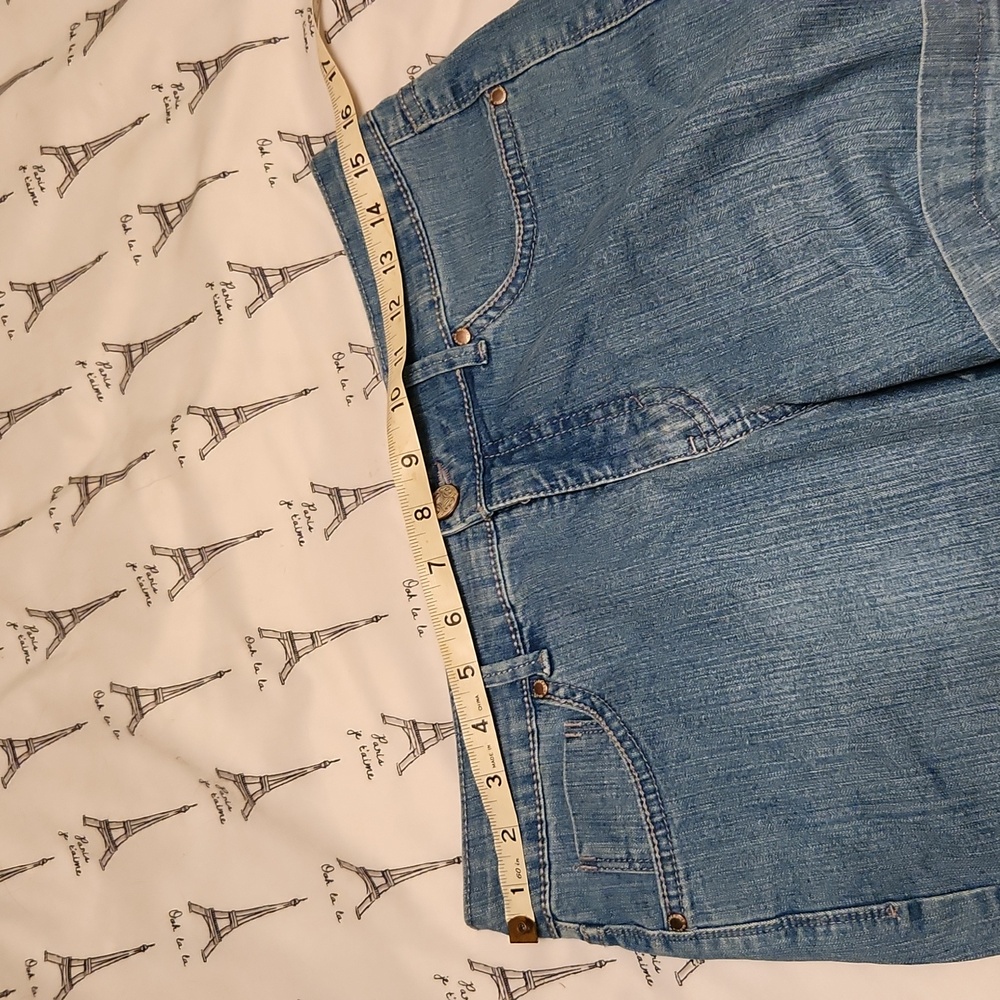 Gloria Vanderbilt jean shorts size 6 - Picture 6 of 6